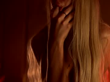 webcam girl bony__cloud live cam image #10697997
