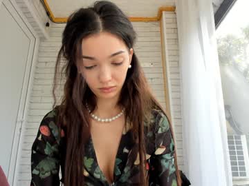 webcam girl sassyt33n live cam image #10598947