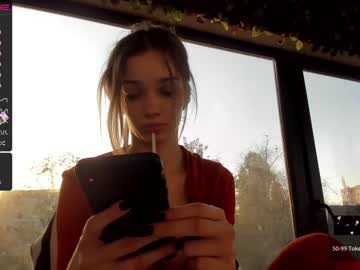 webcam girl sassyt33n live cam image #4077831
