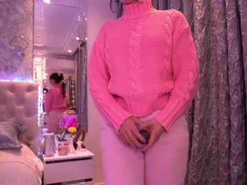 webcam girl sweety_rinushka_ live cam image #4128692