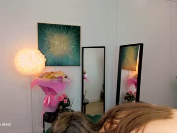 webcam girl princess_diana18 live cam image #9413570