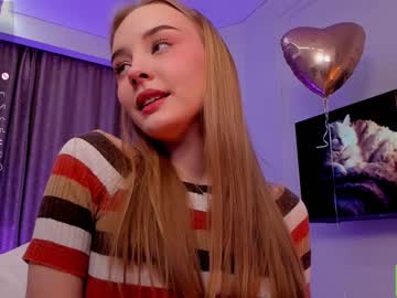 webcam girl lissa_meooow live cam image #8824309