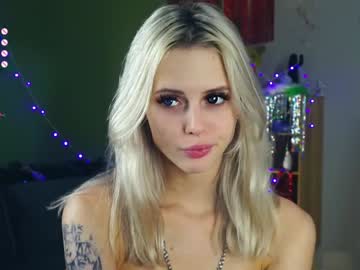 webcam girl audreycarvin live cam image #11555059