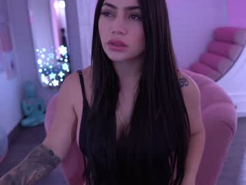 webcam girl ashlyeroberts1 live cam image #1015919