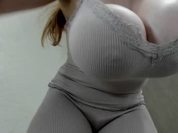 webcam girl farradayy live cam image #9037857