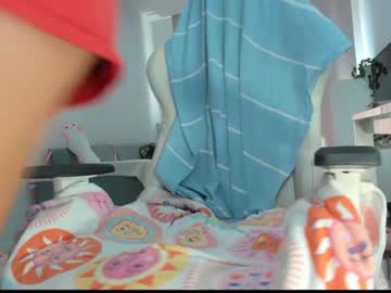 webcam girl mermaidrozalia live cam image #10228165