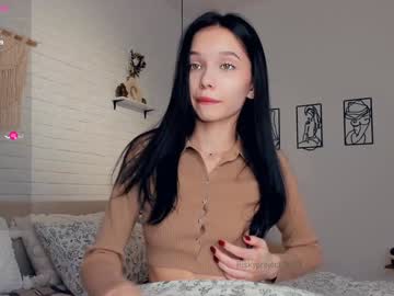 webcam girl riskyproject live cam image #10543126