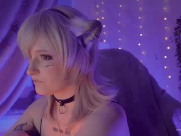 webcam girl vronnier live cam image #12810856