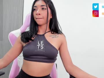 webcam girl skinnyy_16 live cam image #11736535