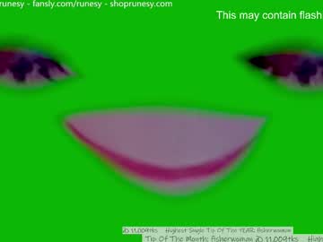 webcam girl runesy live cam image #11950311