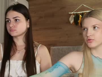 webcam girl caressyourself live cam image #12135253