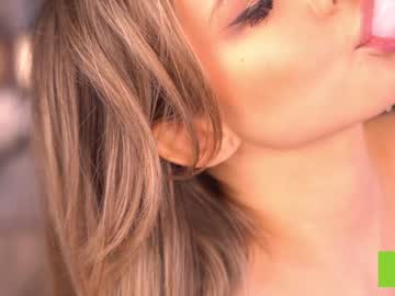 webcam girl telladreamer_ live cam image #12977366