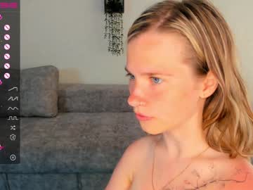 webcam girl lynnatlee live cam image #9669991