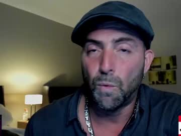 webcam man whaaaaaaaat live cam image #4486196