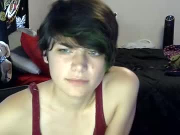 webcam girl lillyfaeee live cam image #5865914