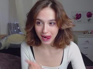 webcam girl mollynerd live cam image #2100613