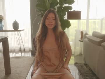 webcam girl emma_lu1 live cam image #12371107