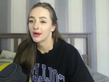 webcam girl alicia_edwards live cam image #12104557