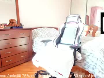 webcam girl oksanafedorova live cam image #2566262