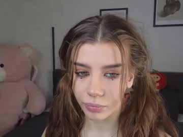 webcam girl jenie_fire live cam image #12342906