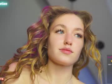 webcam girl _taylor_swift live cam image #4582406