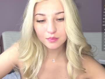 webcam girl zoe__0 live cam image #10211680