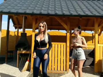 webcam girl lettali live cam image #5880806