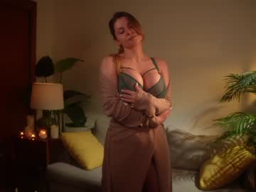 webcam girl cheryl_pride live cam image #11233410