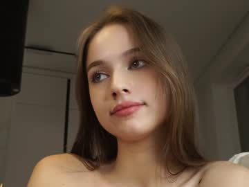 webcam girl hecola live cam image #10592321