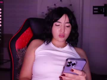 webcam girl emma_johnson_ live cam image #5839388