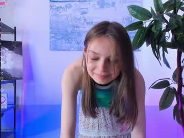 webcam girl millamorni live cam image #6346077