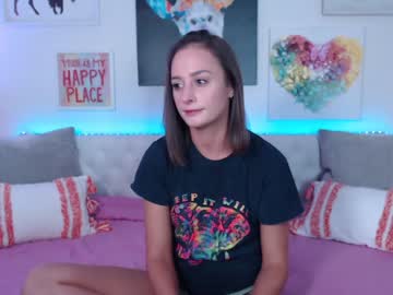 webcam girl holihurricane live cam image #3681512
