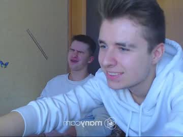 webcam man straight__fellas live cam image #113316