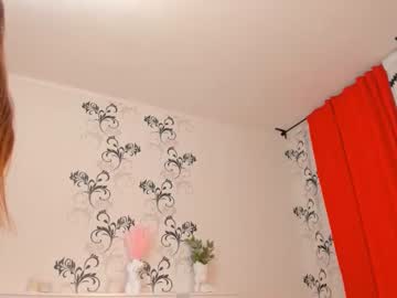 webcam girl mila_milka_ live cam image #6922015