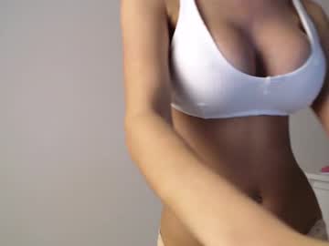 webcam girl trixie_taylor live cam image #8245999