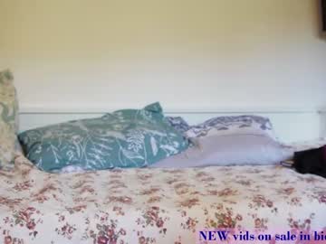 webcam couple joannadea live cam image #8971790