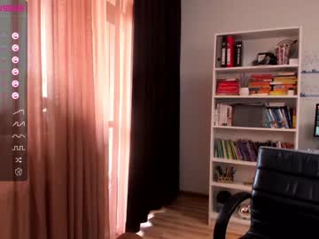 webcam girl crissnight live cam image #5784843