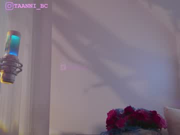webcam girl taanni_bc live cam image #7407979