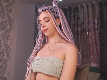 webcam girl arian_fox live cam image #2465982