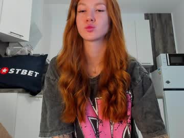 webcam girl jerkoffstation live cam image #10732482