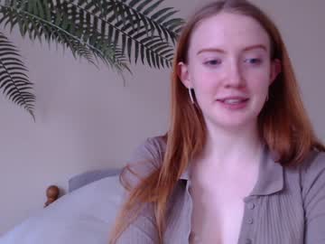 webcam girl dominiquemystique live cam image #4040229