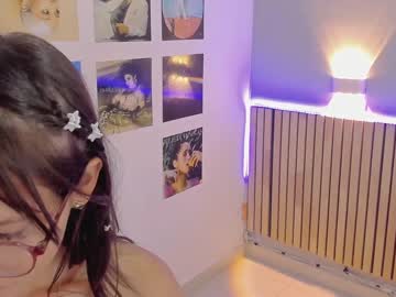 webcam girl little_effy18 live cam image #8189202