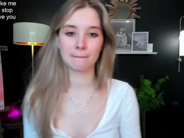webcam girl milablush live cam image #4977321