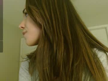 webcam girl valerie_james3 live cam image #9843930
