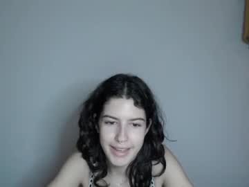 webcam girl frenchava live cam image #6924466