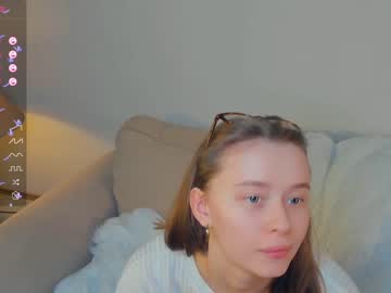 webcam girl _hollydolly_ live cam image #8624374
