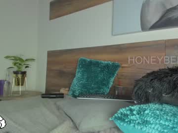 webcam girl _honeybee18 live cam image #290703