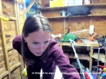 webcam girl eatmypie69 live cam image #172425