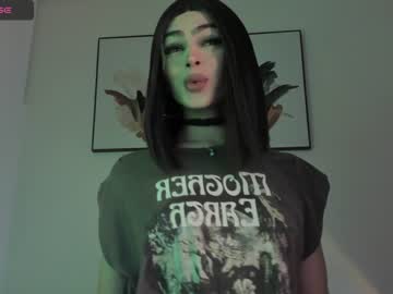 webcam tranny sweetest_bella live cam image #7729843