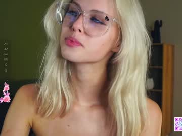 webcam girl audreycarvin live cam image #11370029